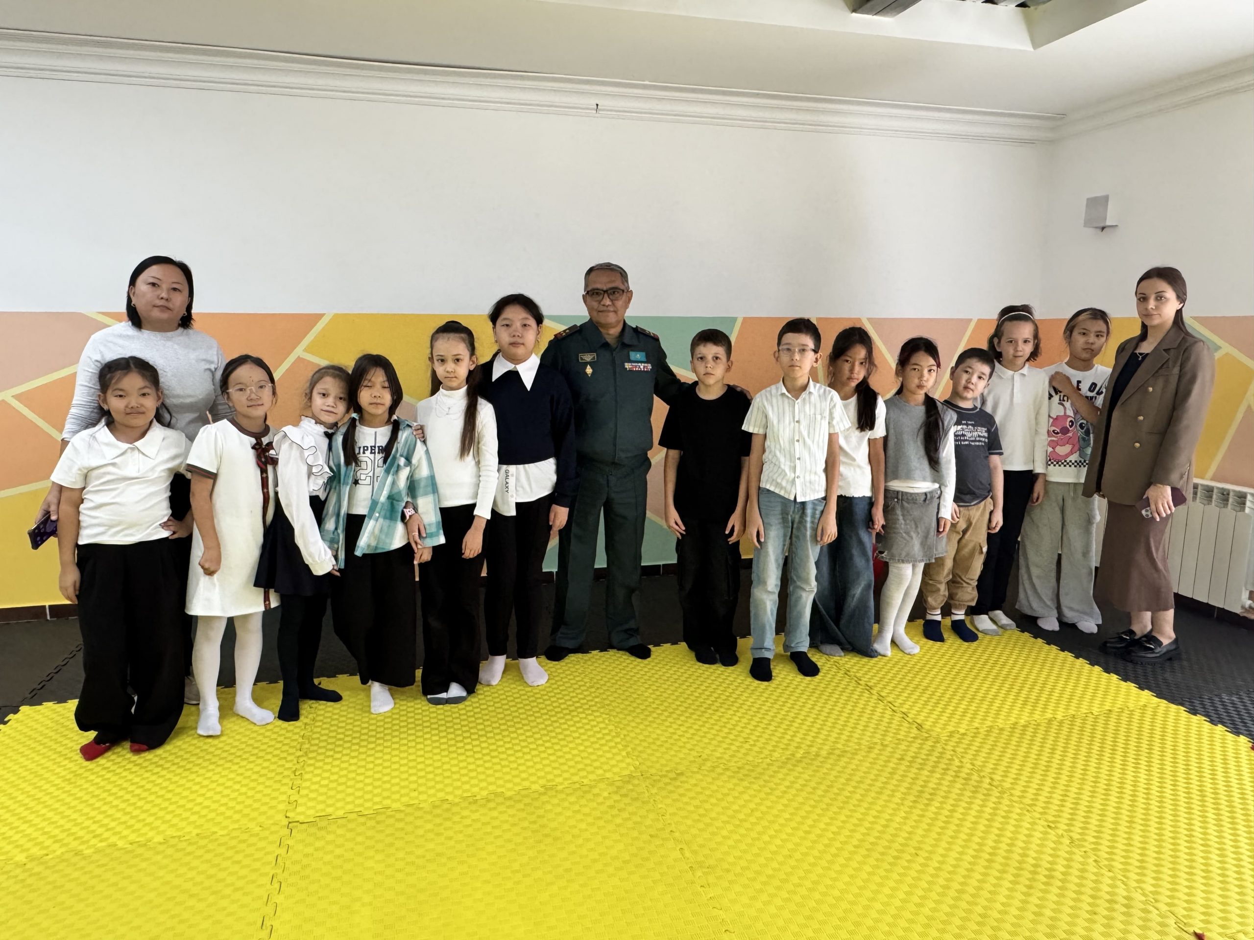 Өскелең ұрпақпен ерлік сабақтары