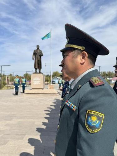 Память о Халық Қаһарманы