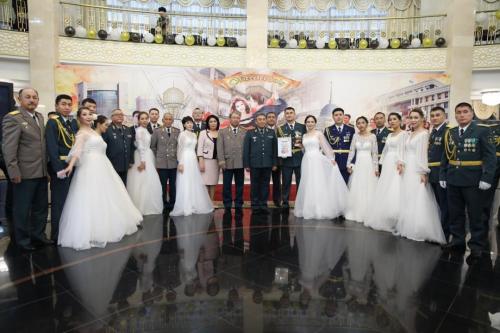 В Национальном университете обороны прошел офицерский бал