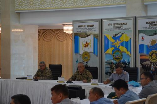 В Национальном университете обороны идут вступительные экзамены